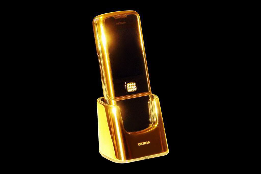MJ - Nokia 8800 Arte Gold Diamond Limited Edition - Issued 999 Items. Box Decorated with Handmade Exotic Leather Dressing