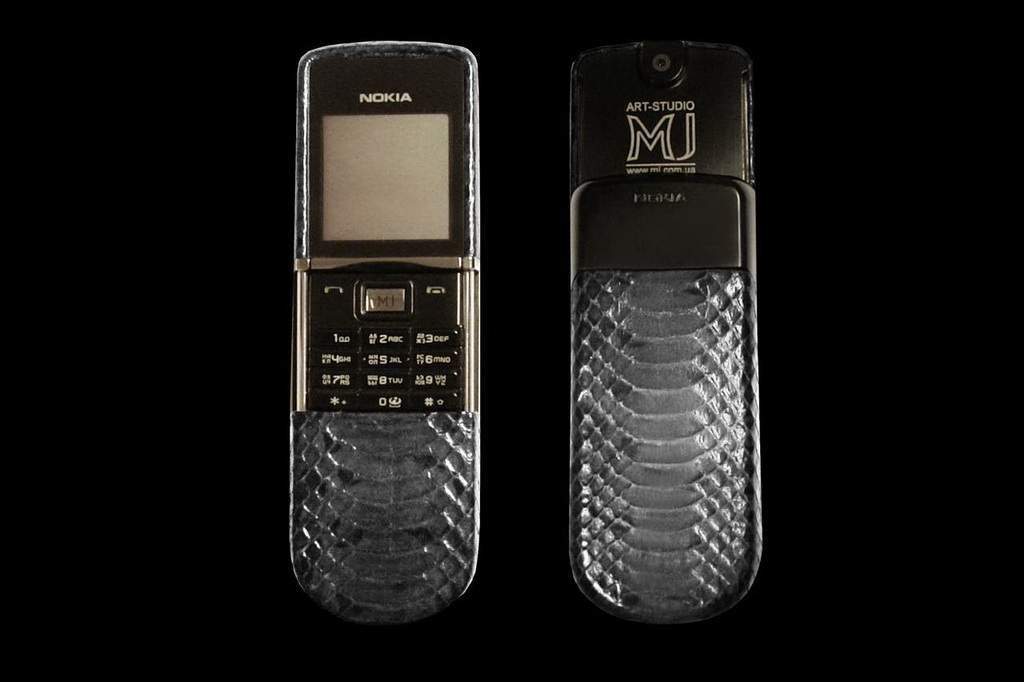 MJ - Nokia 8800 Sirocco Leather Snake - Python Skin. Mobile Case from Natural Fur